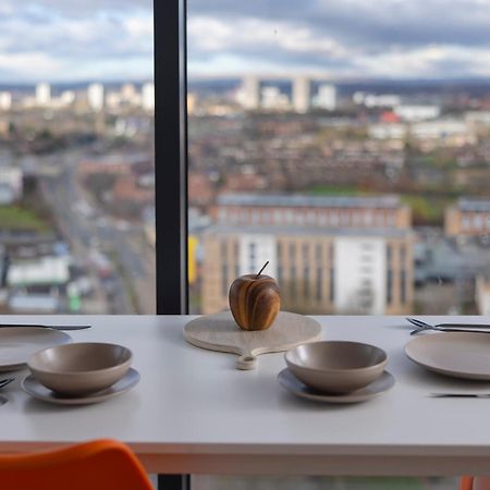 Quayside Penthouse 2 Bedroom Ensuite Near Media City & Manchester United Exteriér fotografie